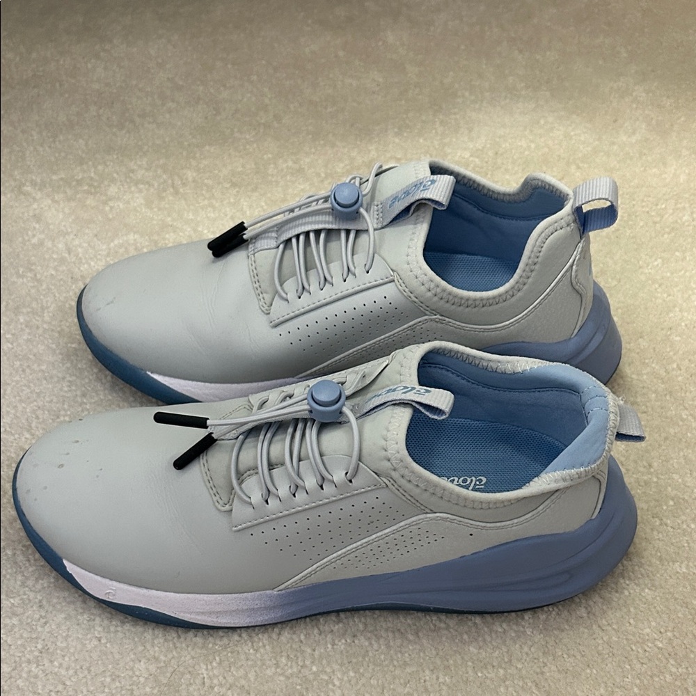 Stylish Light Gray Sneakers for Women
